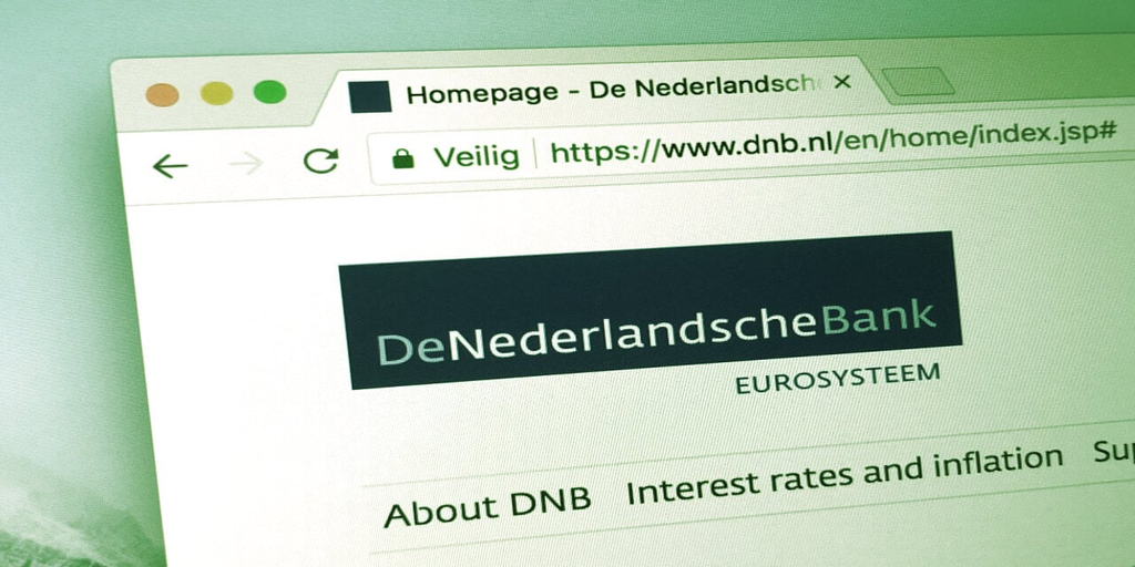 Dutch Central Bank Fines Coinbase $3.6M for Non-Compliance