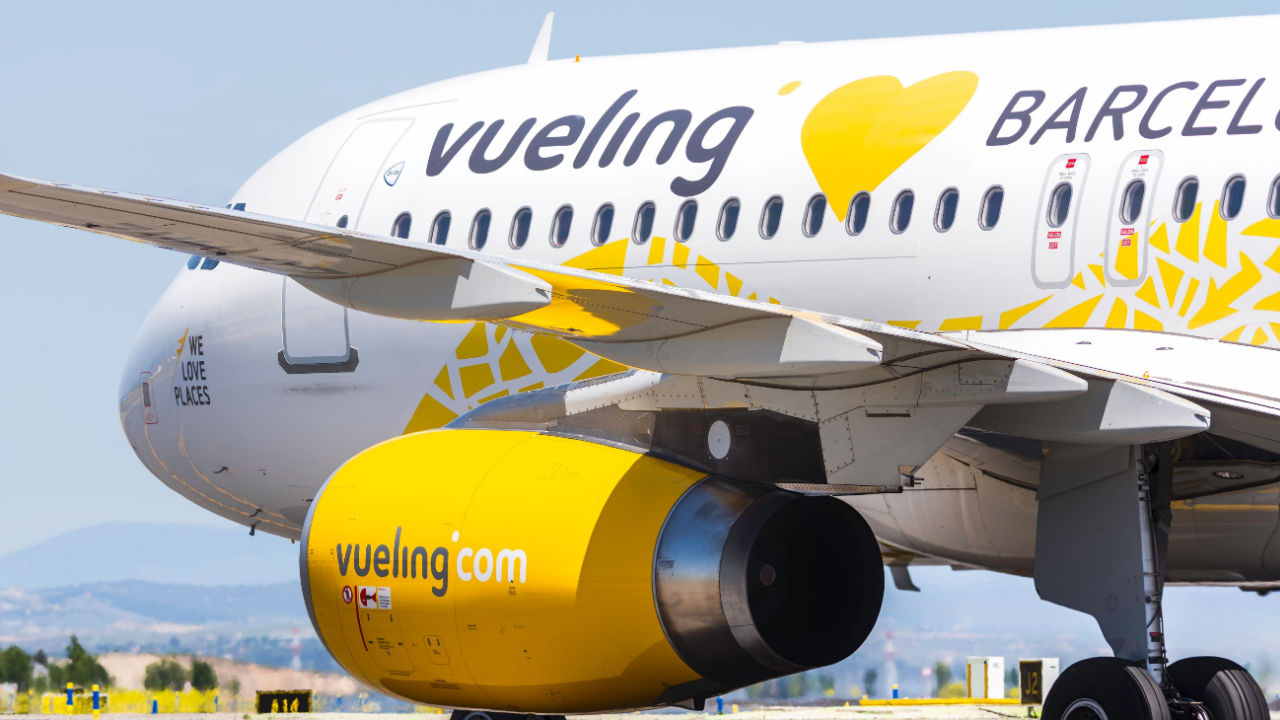 vueling cryptocurrency payments airline