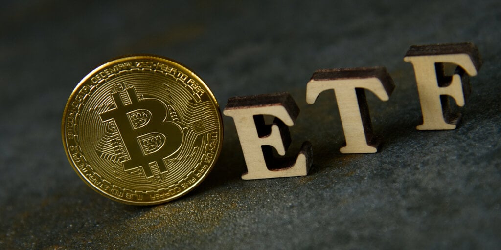 Ark Invest's Bitcoin ETF Sees $87 Million Net Outflows, Overtaking GBTC