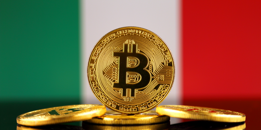 Italy's Largest Banking Group Intesa Sanpaolo Buys $1 Million in Bitcoin