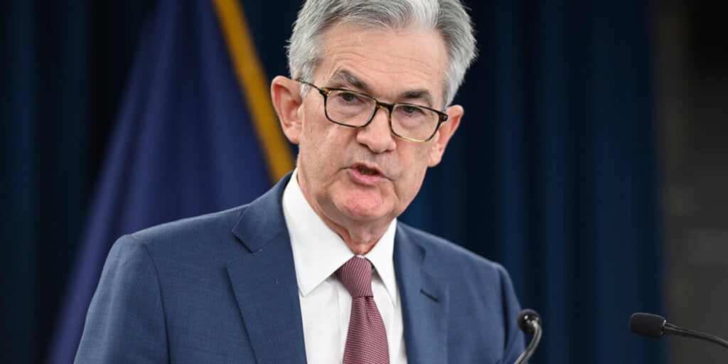Ethereum, Bitcoin Spike After Powell Signals Interest Rate Cut